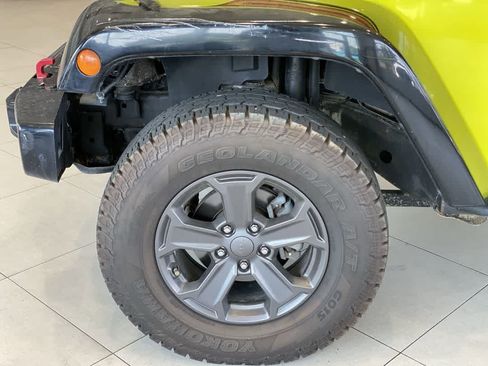 Used 2018 Jeep Wrangler Unlimited Rubicon AWD/4WD image 11