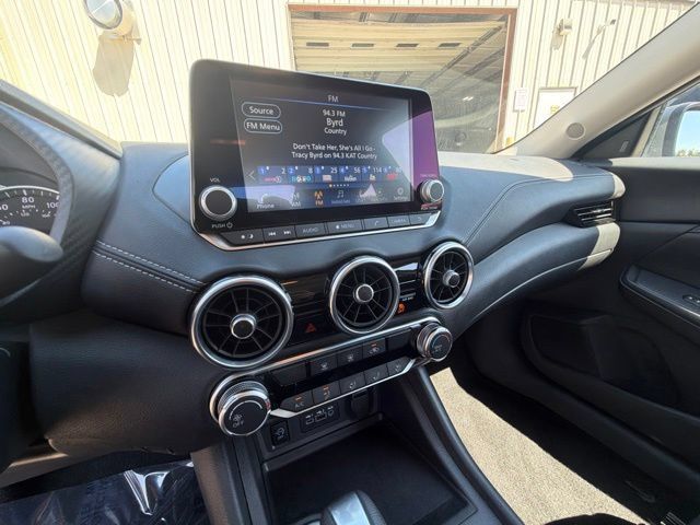 Used 2025 Nissan Sentra SV FWD image 23