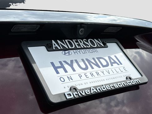 Used 2019 Ford Edge Titanium w/ Cold Weather Package AWD/4WD image 15