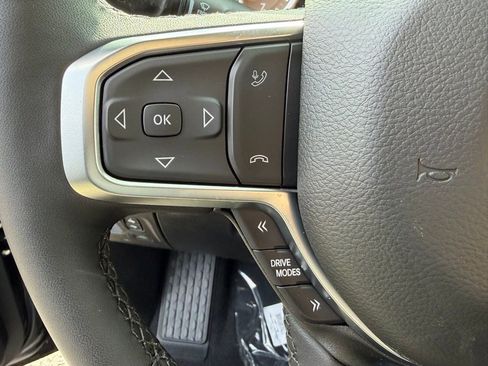 New 2026 RAM 1500 4x4 Crew Cab image 18