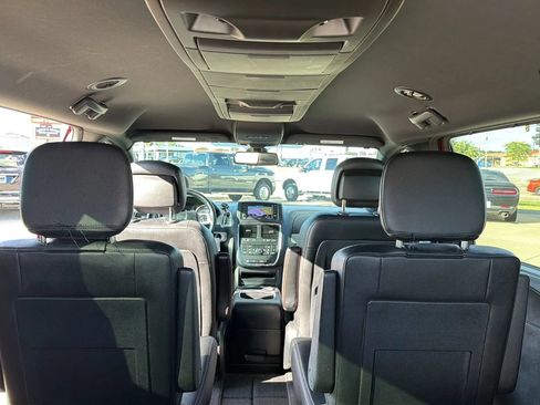 Used 2020 Dodge Grand Caravan GT FWD image 64