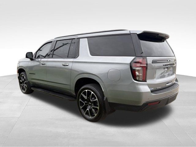 Used 2024 Chevrolet Suburban RST w/ Luxury Package AWD/4WD image 2
