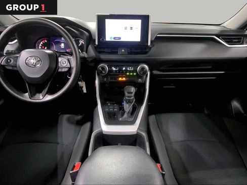Used 2023 Toyota RAV4 LE AWD/4WD image 16