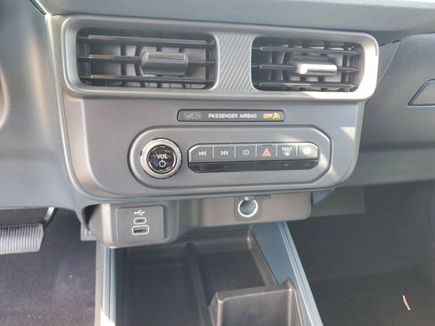 New 2026 Ford Maverick XL image 17