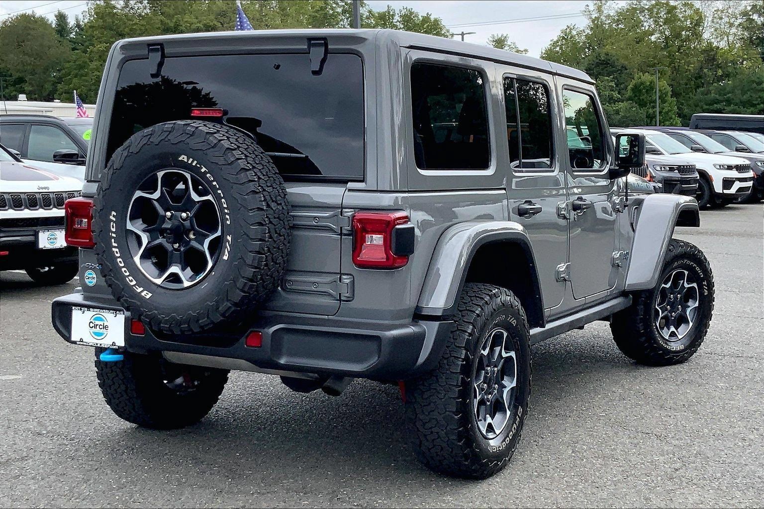 Certified 2023 Jeep Wrangler Unlimited Rubicon 4xe w/ Cold Weather Group AWD/4WD image 11