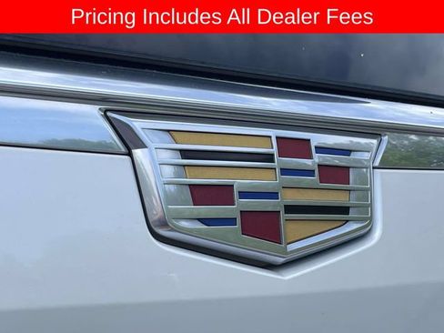 Used 2022 Cadillac Escalade Premium Luxury AWD/4WD image 13