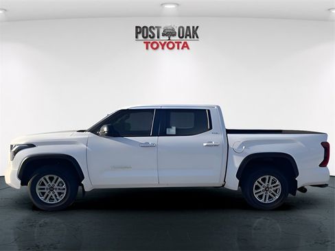 New 2025 Toyota Tundra SR5 image 2