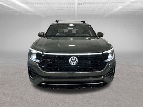 New 2026 Volkswagen Atlas Cross Sport SEL Premium R-Line AWD/4WD image 2