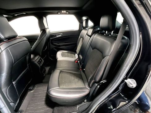 Used 2022 Ford Edge ST-Line AWD/4WD image 24