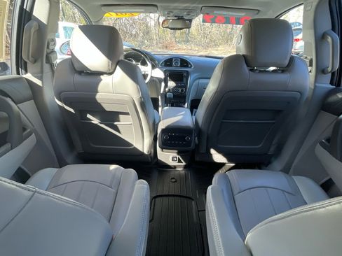 Used 2017 Buick Enclave Premium w/ Enclave Sport Touring Edition image 25