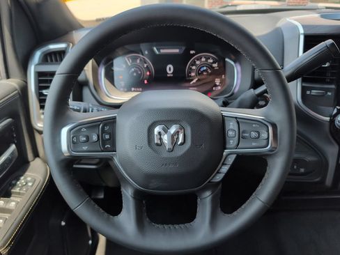 Used 2026 RAM 2500 Laramie AWD/4WD image 19