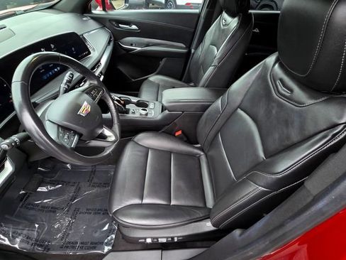 Used 2024 Cadillac XT4 Premium Luxury image 24