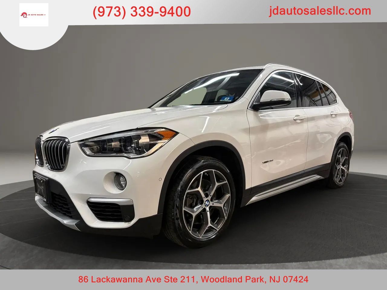 Used 2018 BMW X1 xDrive28i AWD/4WD image 1
