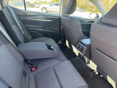 Used 2025 Toyota Camry LE image 15