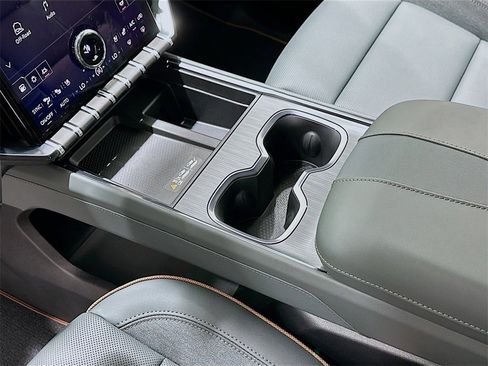 New 2026 GMC Acadia AT4 image 17