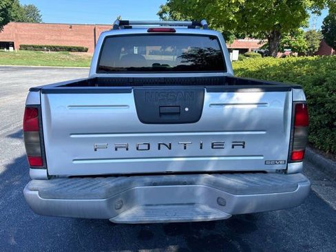 Used 2001 Nissan Frontier SE image 4