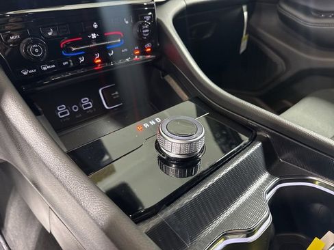 New 2025 Jeep Grand Cherokee Laredo X w/ Luxury Tech Group I image 20