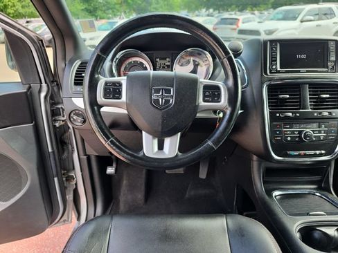 Used 2019 Dodge Grand Caravan GT FWD image 13