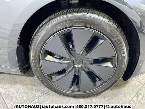 Used 2025 Tesla Model 3 Long Range image 41