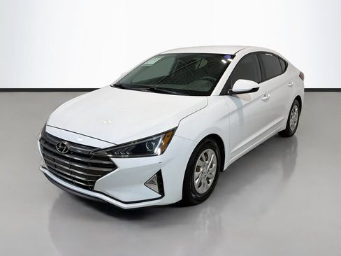 Used 2019 Hyundai Elantra SE w/ Cargo Package FWD image 5