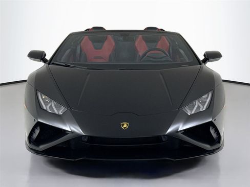 Used 2023 Lamborghini Huracan EVO image 11