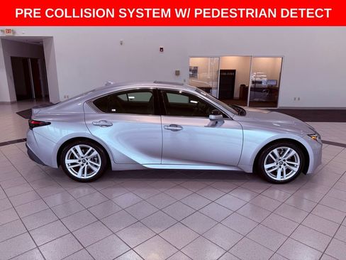 Used 2023 Lexus IS 300 w/ Comfort Package image 8