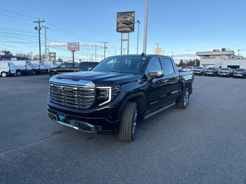 New 2026 GMC Sierra 1500 Denali w/ Denali Reserve Package image 3