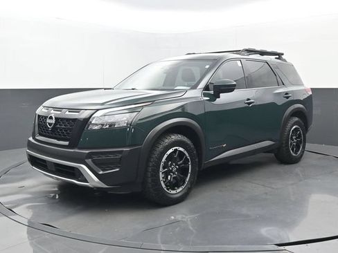 Used 2025 Nissan Pathfinder Rock Creek AWD/4WD image 25