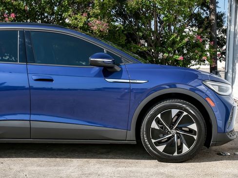 Used 2021 Volkswagen ID.4 Pro S image 10