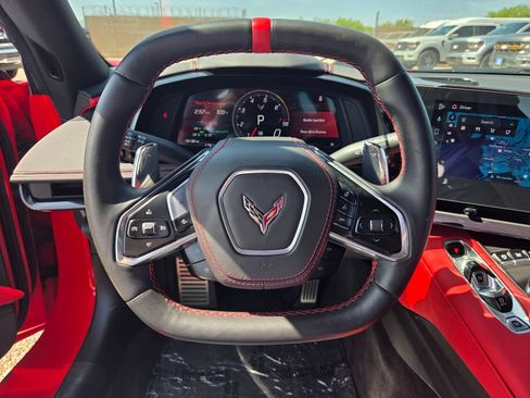 Used 2025 Chevrolet Corvette Stingray Preferred Cpe w/ Z51 Performance Package RWD image 24
