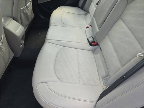 Used 2016 Hyundai Sonata Sport w/ Option Group 1V FWD image 12