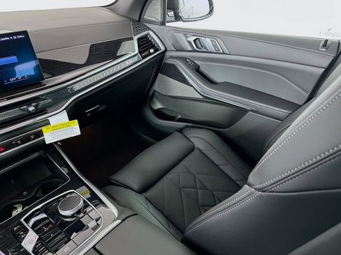 New 2026 BMW X5 xDrive50e image 31