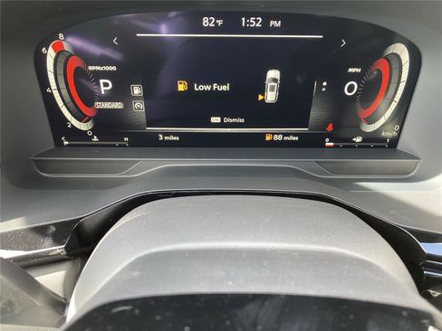 New 2026 Nissan Pathfinder Platinum FWD image 11