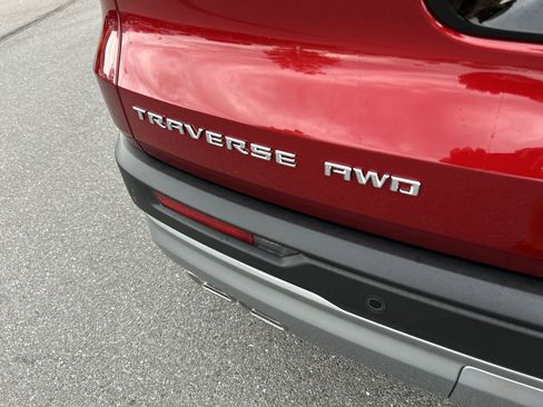 New 2026 Chevrolet Traverse LT w/ Driver Confidence Package image 13