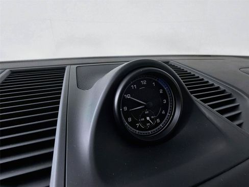 Certified 2026 Porsche Macan S AWD/4WD image 24