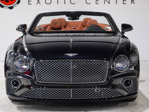 Used 2022 Bentley Continental GT image 5