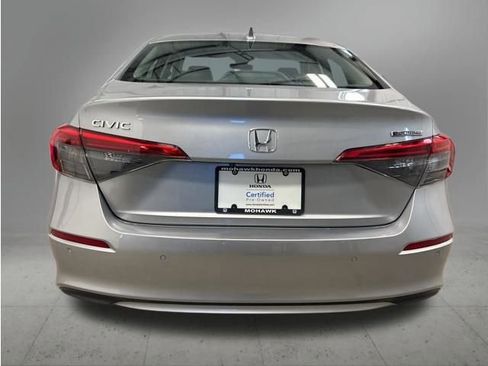 Certified 2023 Honda Civic Touring image 9