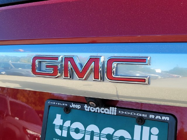 Used 2024 GMC Yukon XL Denali AWD/4WD image 8