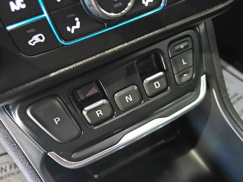 Used 2018 GMC Terrain SLE w/ Driver Convenience Package AWD/4WD image 23