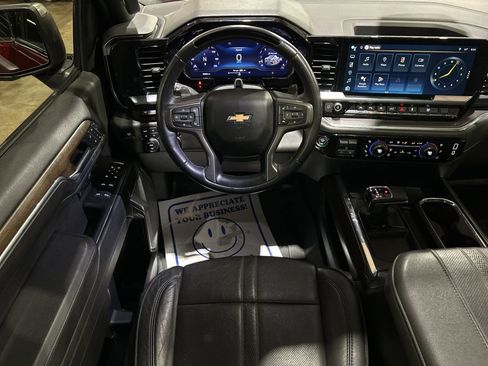 Used 2024 Chevrolet Silverado 1500 High Country AWD/4WD image 44