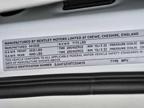 New 2026 Bentley Bentayga AWD/4WD image 28