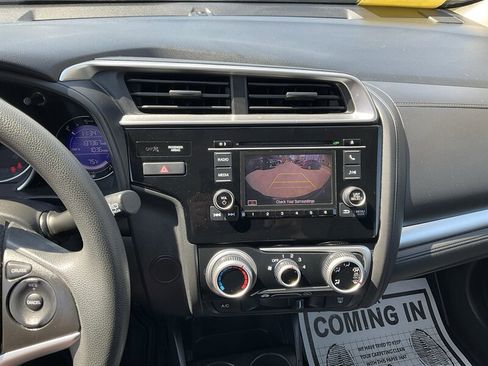 Used 2018 Honda Fit LX image 30