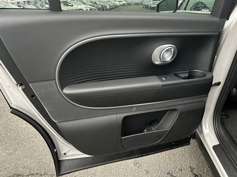 New 2026 Hyundai Ioniq 9 S RWD image 13