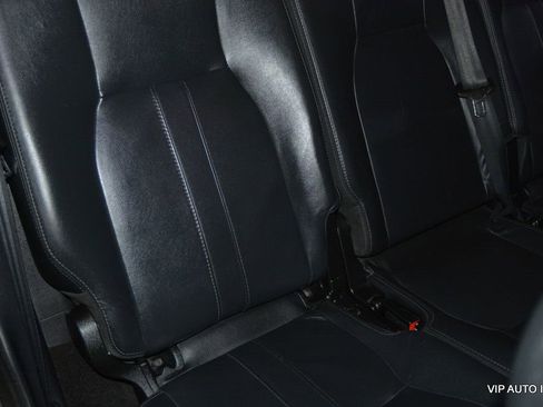 Used 2015 Land Rover LR4 HSE image 26