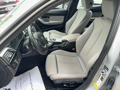 Used 2012 BMW 335i Sedan RWD image 6