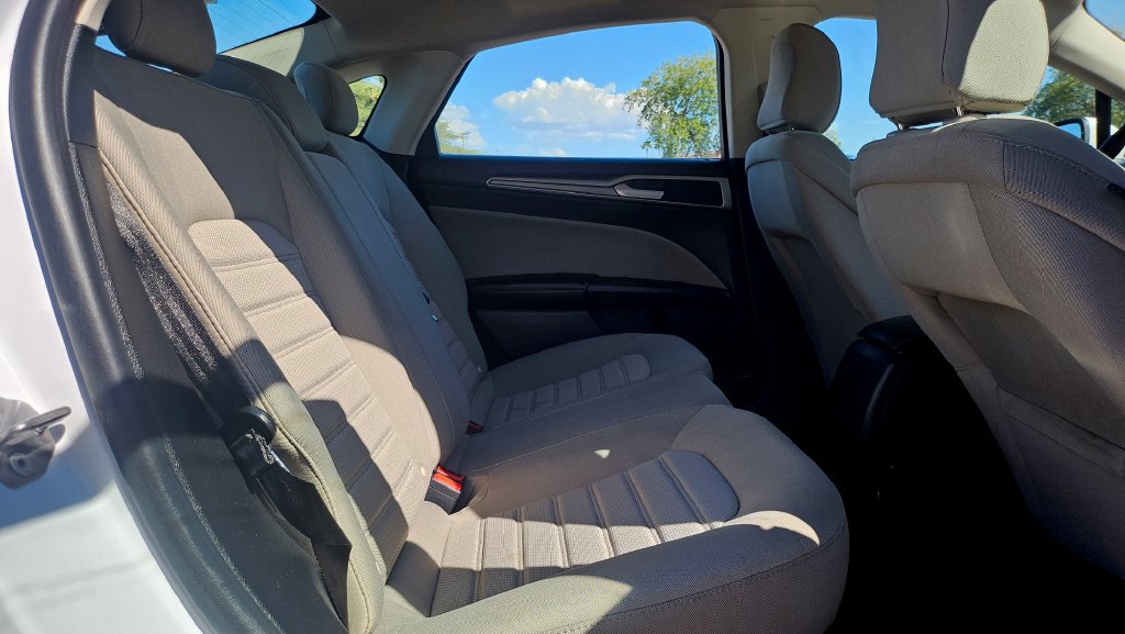 Used 2020 Ford Fusion S FWD image 22