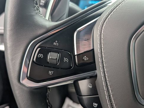 Used 2025 Chevrolet Corvette Z06 image 15