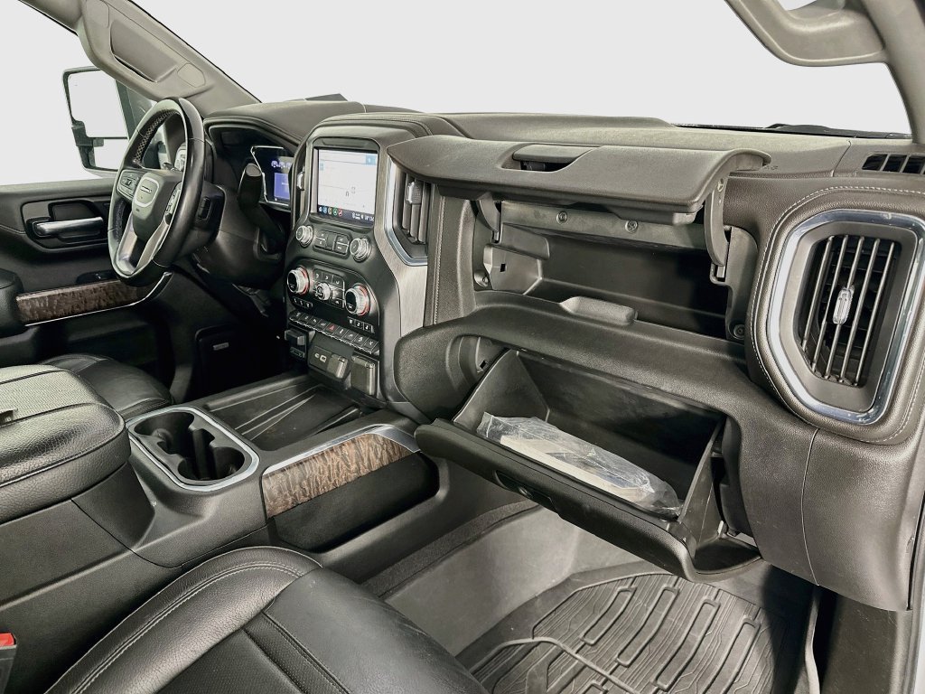 Used 2023 GMC Sierra 3500 Denali AWD/4WD image 30