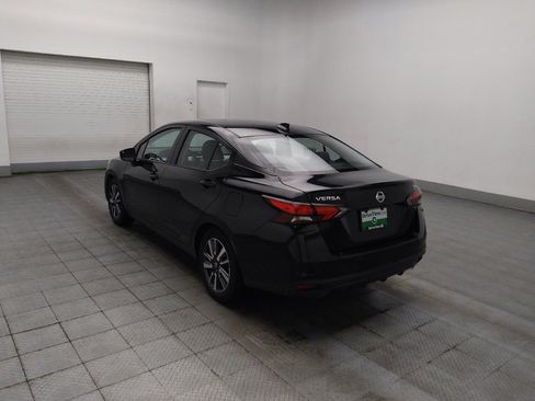 Used 2021 Nissan Versa SV FWD image 5