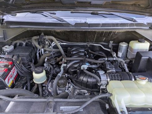 Used 2019 Nissan NV 3500 SL image 19